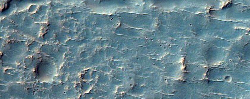 NASA показало более тысячи новых снимков Марса с близкого расстояния: фотофакт