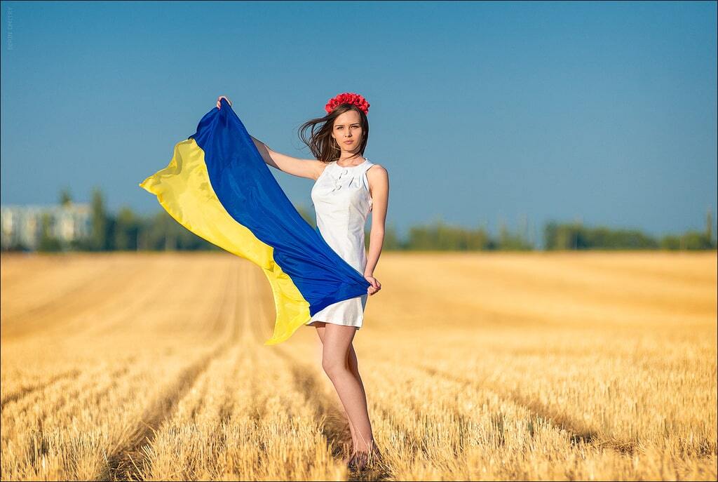 Сине-желтый мир: как цвета флага Украины радуют людей от Рио до Риги
