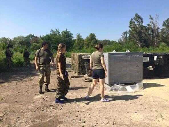 "Забивали гвозди микроскопом": нардеп рассказала, как ВСУ едва не угробили гуманитарную помощь из США