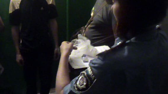 Амфетаминовая рука: в Мариуполе задержали находчивого наркодилера. Опубликованы фото