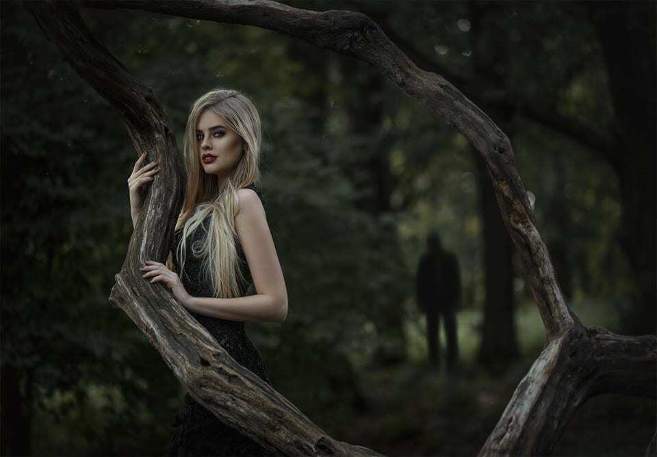 Сына Повалий в лесу околдовала длинноволосая блондинка: опубликованы фото