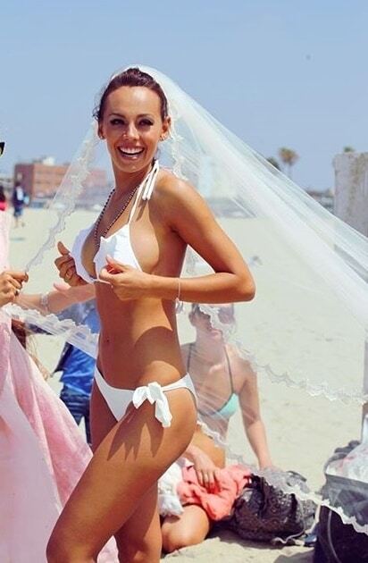 Юля из группы Nikita вышла замуж в купальнике: опубликованы фото