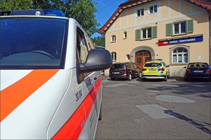 В Швейцарии мужчина с ножом напал на пассажиров поезда: есть раненые
