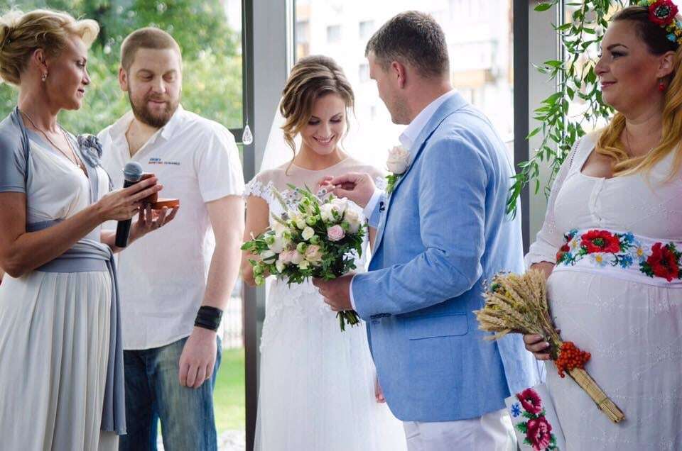 Шлюб за 24 години: у Києві три пари одружилися за новими правилами