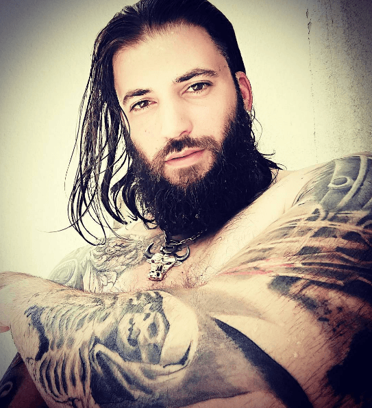 Бойфренд Гермионы из "Гарри Поттера" превратился в брутального мачо: опубликованы фото