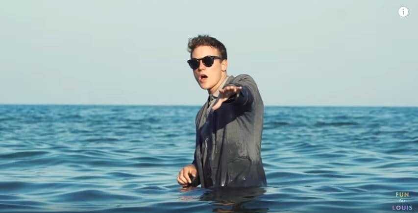 Gangnam Style по-богатому: клип из нищей Северной Кореи раскритиковали за псевдогламур