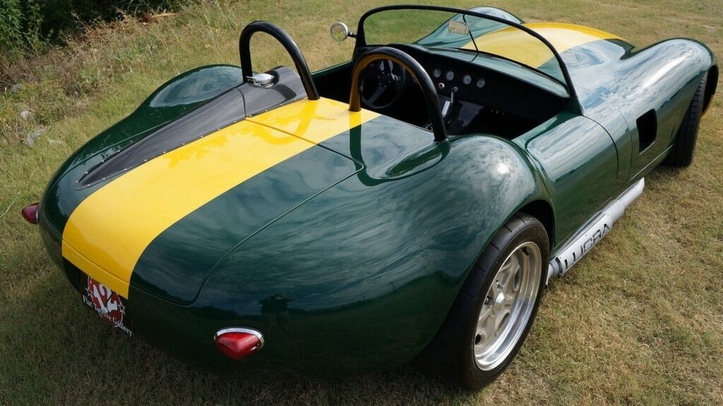 Родстер Lucra LC470: на eBay выставлен на продажу автомобиль из "Форсажа 6". Фото