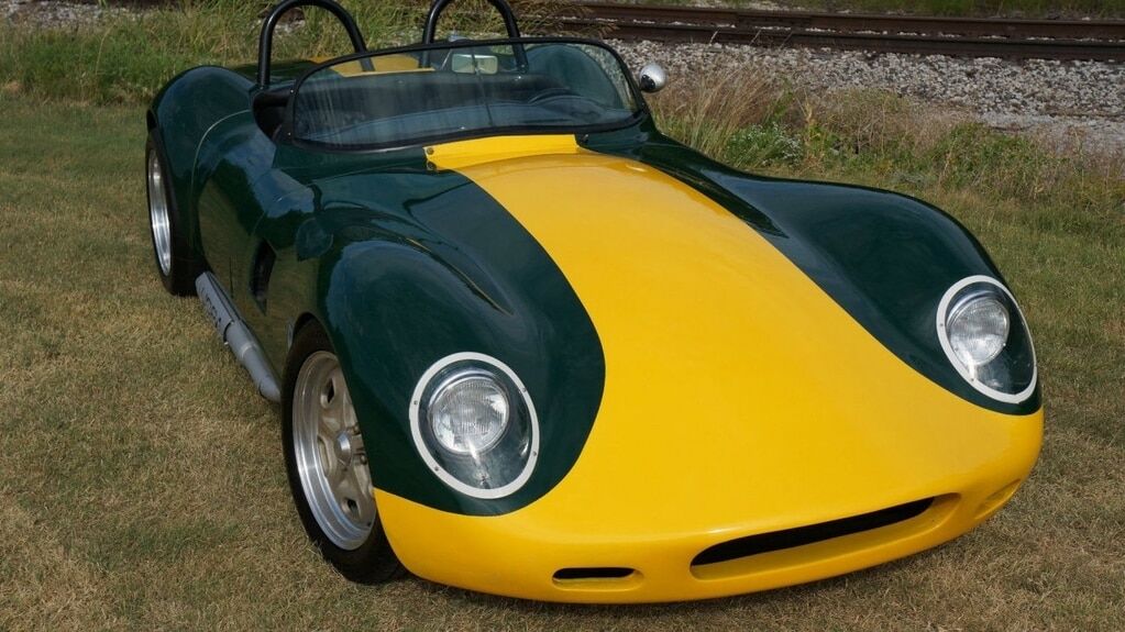 Родстер Lucra LC470: на eBay выставлен на продажу автомобиль из "Форсажа 6". Фото