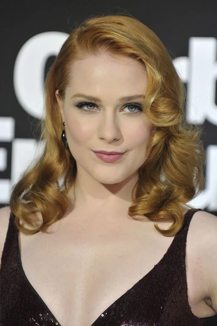 Топ-9 самых сексуальных рыжих бестий Голливуда 