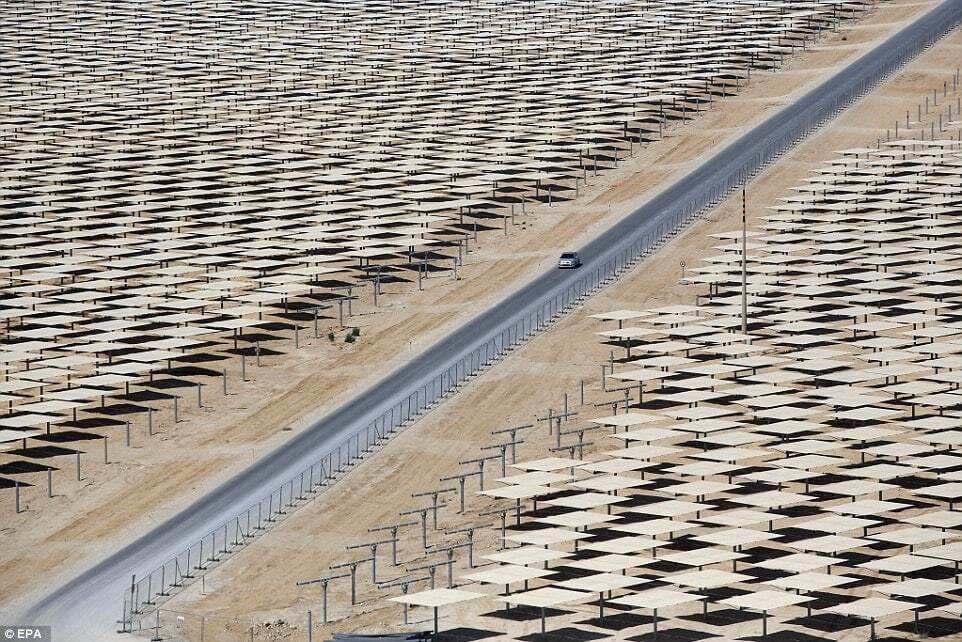 В Израиле построят самую высокую в мире башню для солнечной электростанции: поразительные фото