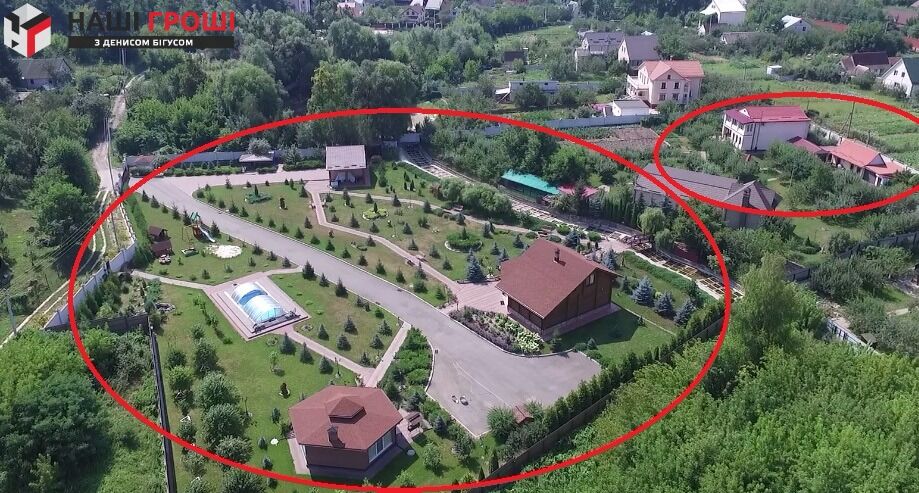 Вместо страусов – куры: СМИ поймали экс-зама Авакова на сокрытии огромного имения под Киевом