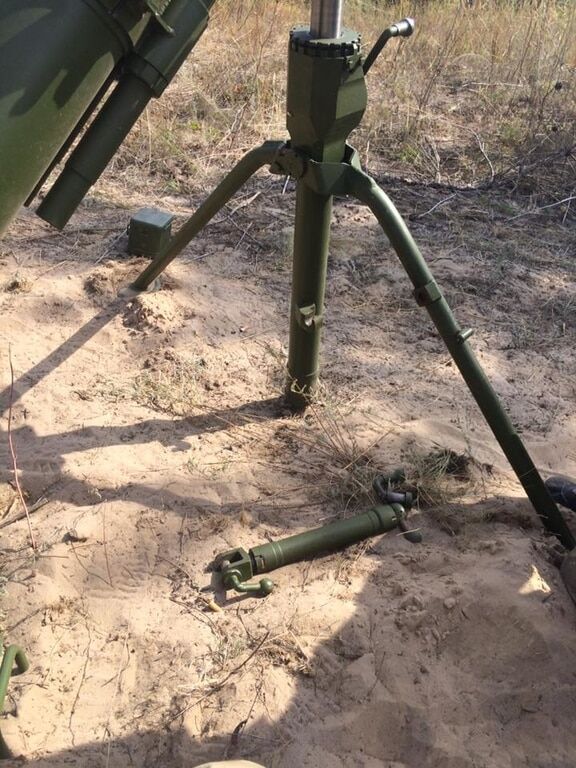 Два развалились, один начал клинить: бойцы АТО испытали украинский миномет "Молот". Опубликованы фото