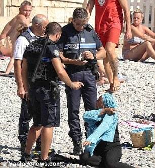 У Франції поліція змусила мусульманку роздягнутися на пляжі