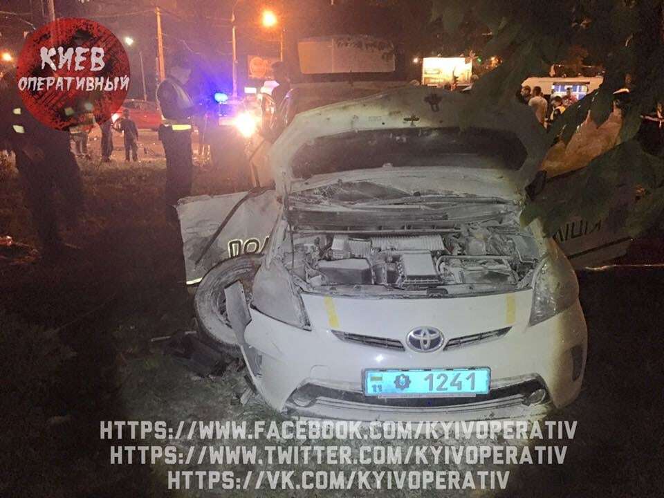 В Киеве произошло серьезное ДТП с патрульной полицией: есть пострадавшие