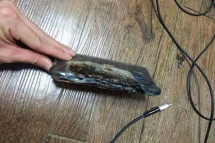 В Китае во время зарядки взорвался новейший смартфон Samsung