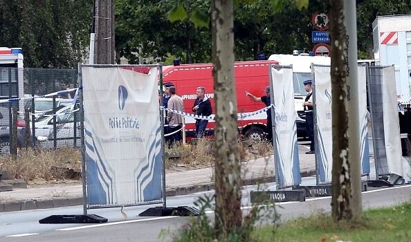 В Брюсселе прогремел взрыв возле здания полиции: опубликованы фото