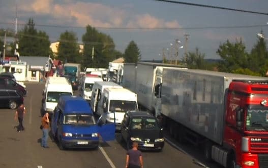 После месячного перерыва: на границе с Польшей образовались огромные пробки. Опубликованы фото