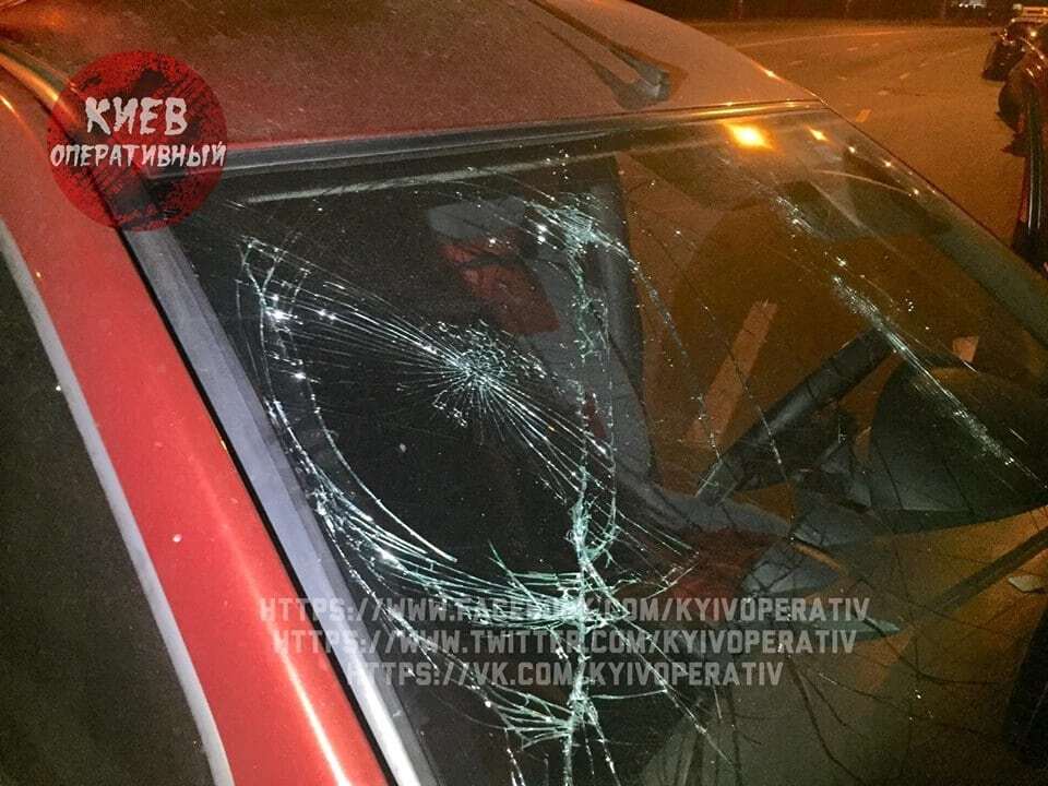 П'яна ДТП у Києві: розбиті три автомобілі, у водія знайшли наркотики
