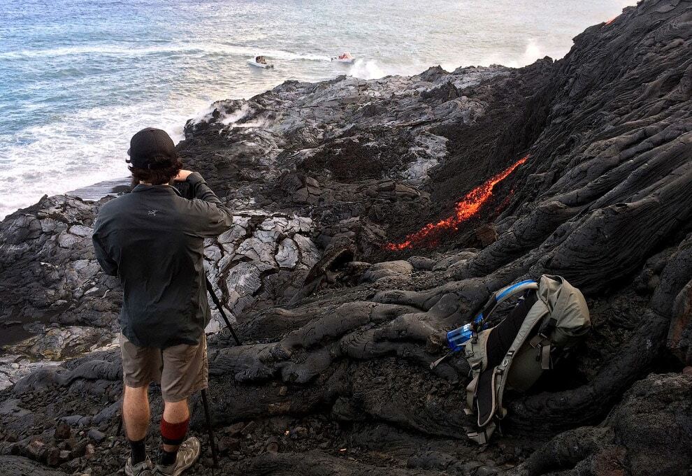 Огненное великолепие: потоки лавы из вулкана Килауэа на Гавайях  