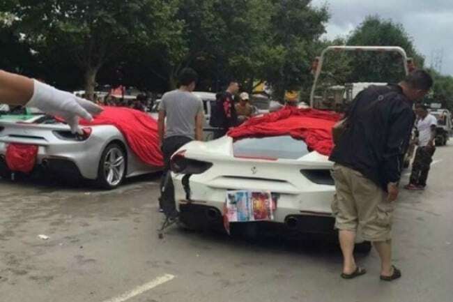 Хотели устроить гонки: в Китае суперкары Ferrari 488 GTB врезались друг в друга. Фото