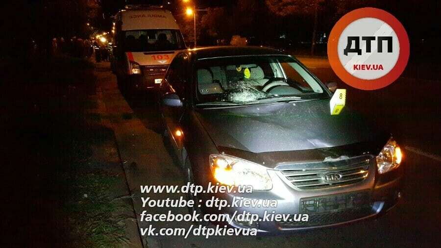 У Києві автомобіль на смерть збив школяра