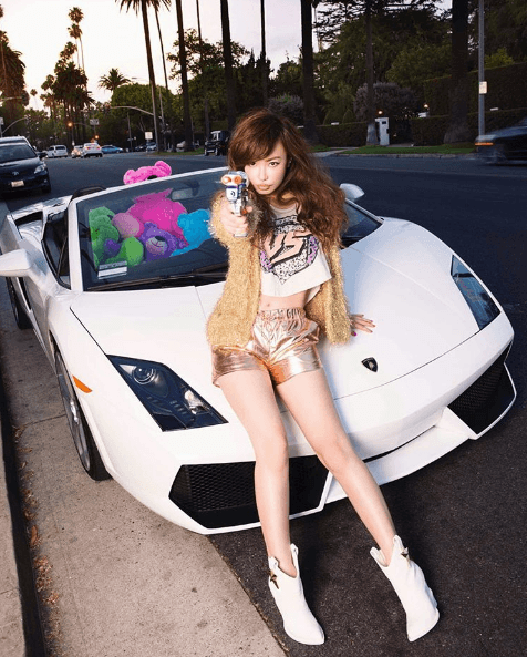 Угадай возраст: японская модель удивила соцсети юным видом