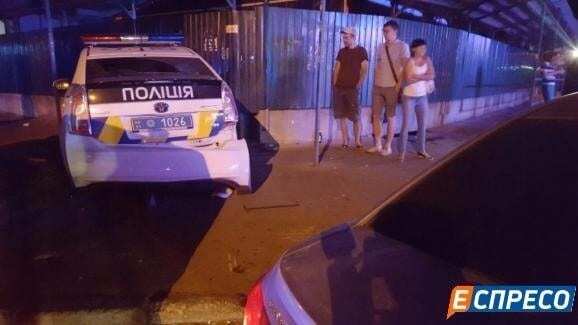 У Києві автомобіль поліції потрапив у ДТП