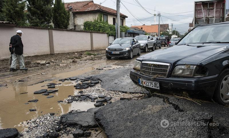 У Македонії від потопу загинули близько 15 осіб