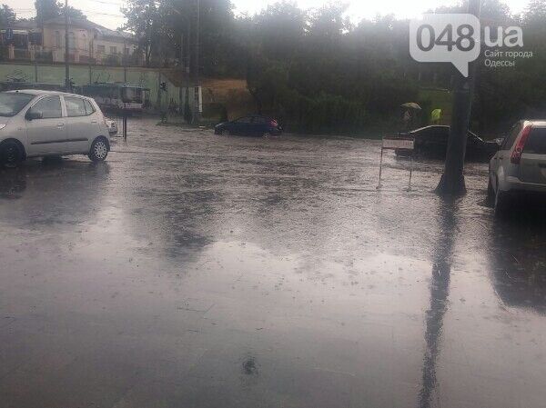 Зливи затопили Одесу
