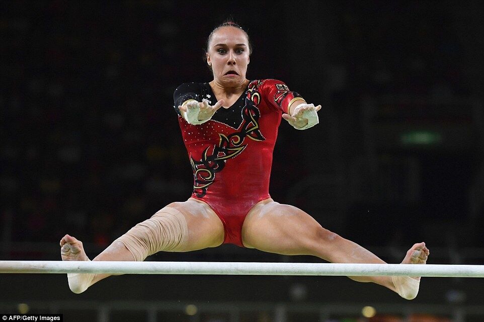 Фотографи потішили вболівальників гримасами гімнастів на Олімпіаді