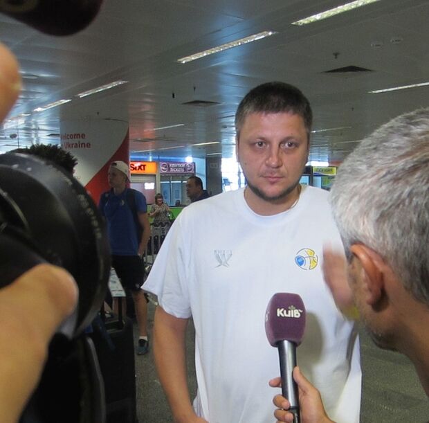 Герої повернулись! Збірна України в статусі віце-чемпіона Європи прилетіла додому