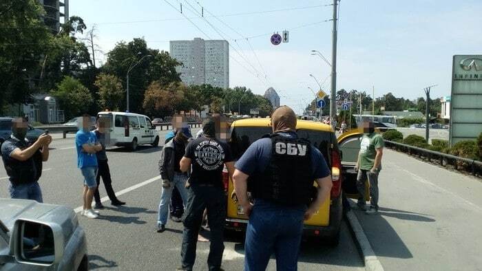 В Киеве поймали Нацгвардейца, который торговал наркотиками