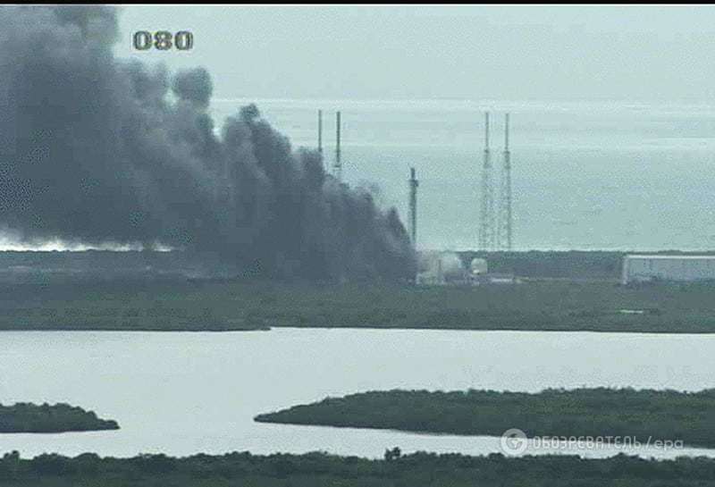 На запусковій платформі SpaceX стався вибух