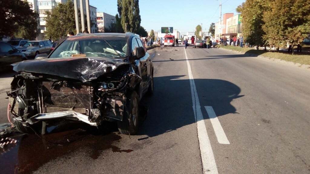 Масштабна ДТП у Білій Церкві: постраждало п'ятеро людей, двоє в комі