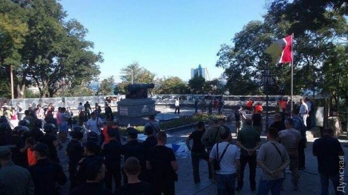 В Одессе разогнали "антитрухановский" майдан