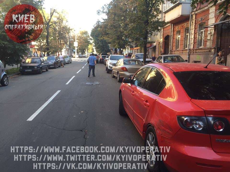 У Києві заслужений лікар влаштувала п'яну ДТП за участі чотирьох авто