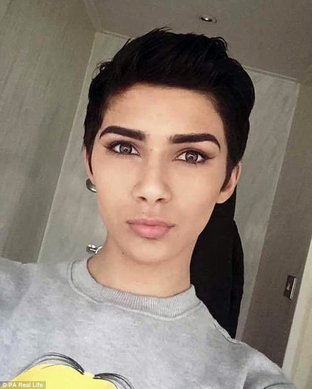 Британский подросток-трансгендер стал копией Ким Кардашьян: шокирующие снимки трансформации