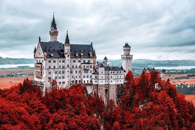 Дух Середньовіччя: топ-20 найбільш вражаючих замків Європи