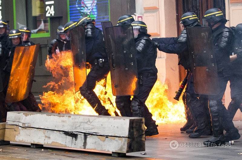 У Парижі масові протести завершилися сутичками з поліцією