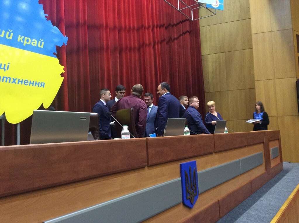 В Запорожье проходит VII сессия областного совета 