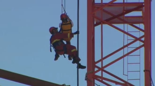 В Канаде мужчина попытался украсть строительный кран