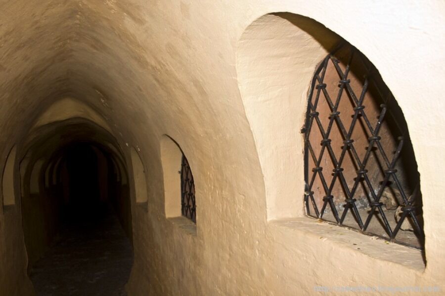 Таємниці Києва: загадковий та унікальний Звіринецький печерний монастир - фото