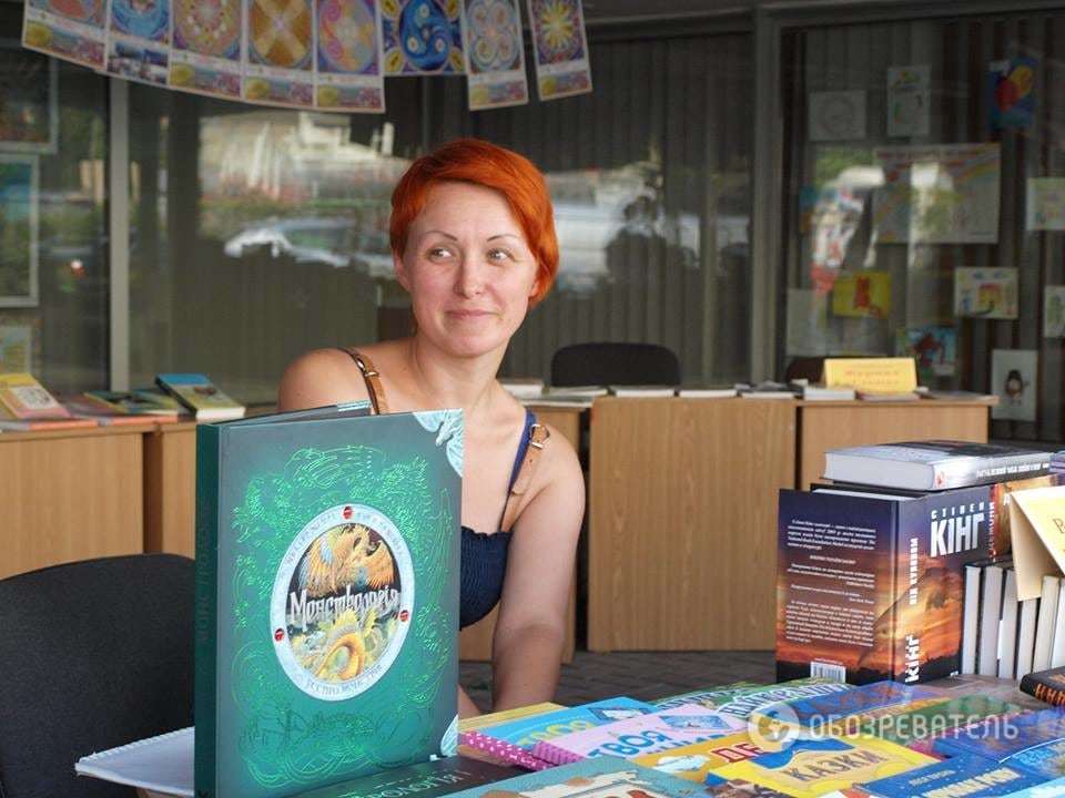 "Уже ничего не страшно": переселенка из Макеевки открыла книжный магазин