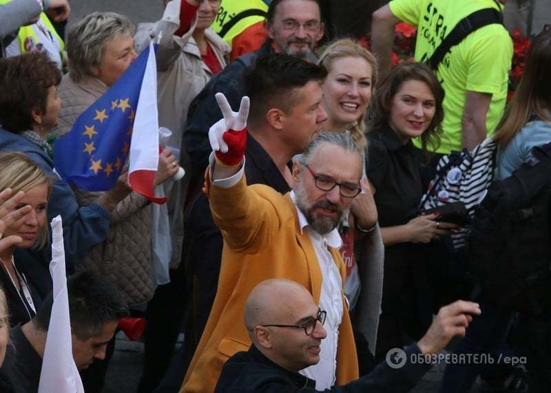 В Польше тысячи людей вышли на антиправительственный митинг. Опубликованы фото