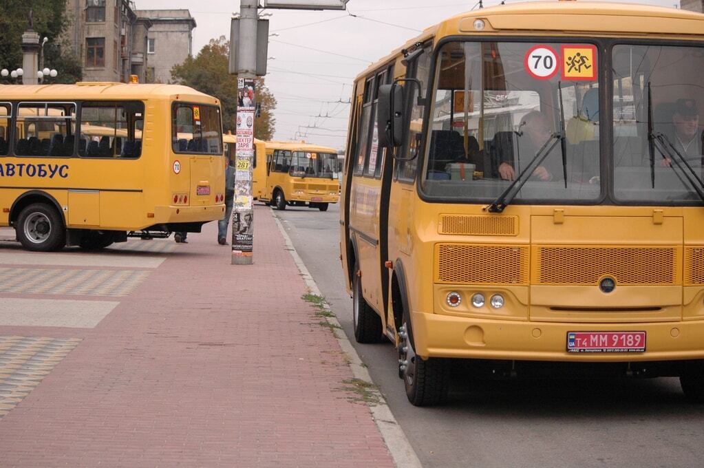 В Запорожской области дети пересядут на новые школьные автобусы