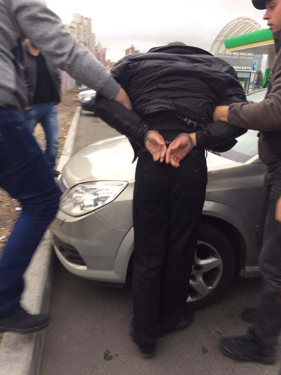 Борьба с коррупцией: на Киевщине ГФС разоблачила 5 сотрудников областной таможни. Опубликованы фото
