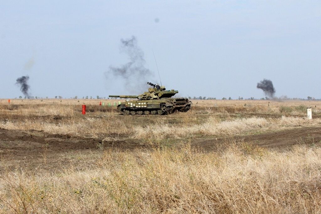 Вели потужний вогонь вдень і вночі: з'явилися вражаючі фото із масштабних навчань ЗСУ