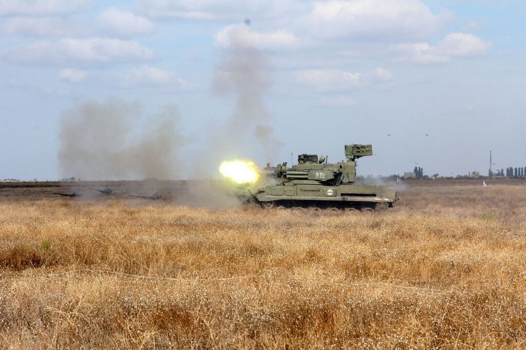 Вели потужний вогонь вдень і вночі: з'явилися вражаючі фото із масштабних навчань ЗСУ