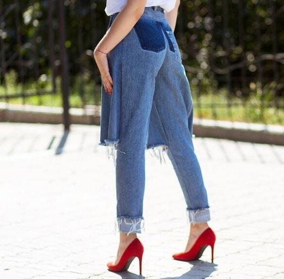 Писк моды! Vogue назвал джинсы украинского дизайнера хитом сезона: яркие фото