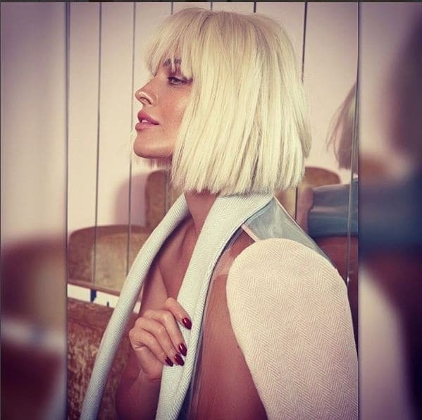 Сексуальная блондинка: Даша Астафьева удивила новым образом